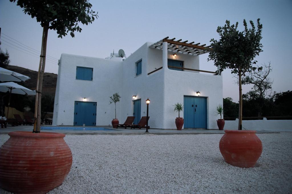 Votsalo Villa Pomos Ngoại thất bức ảnh