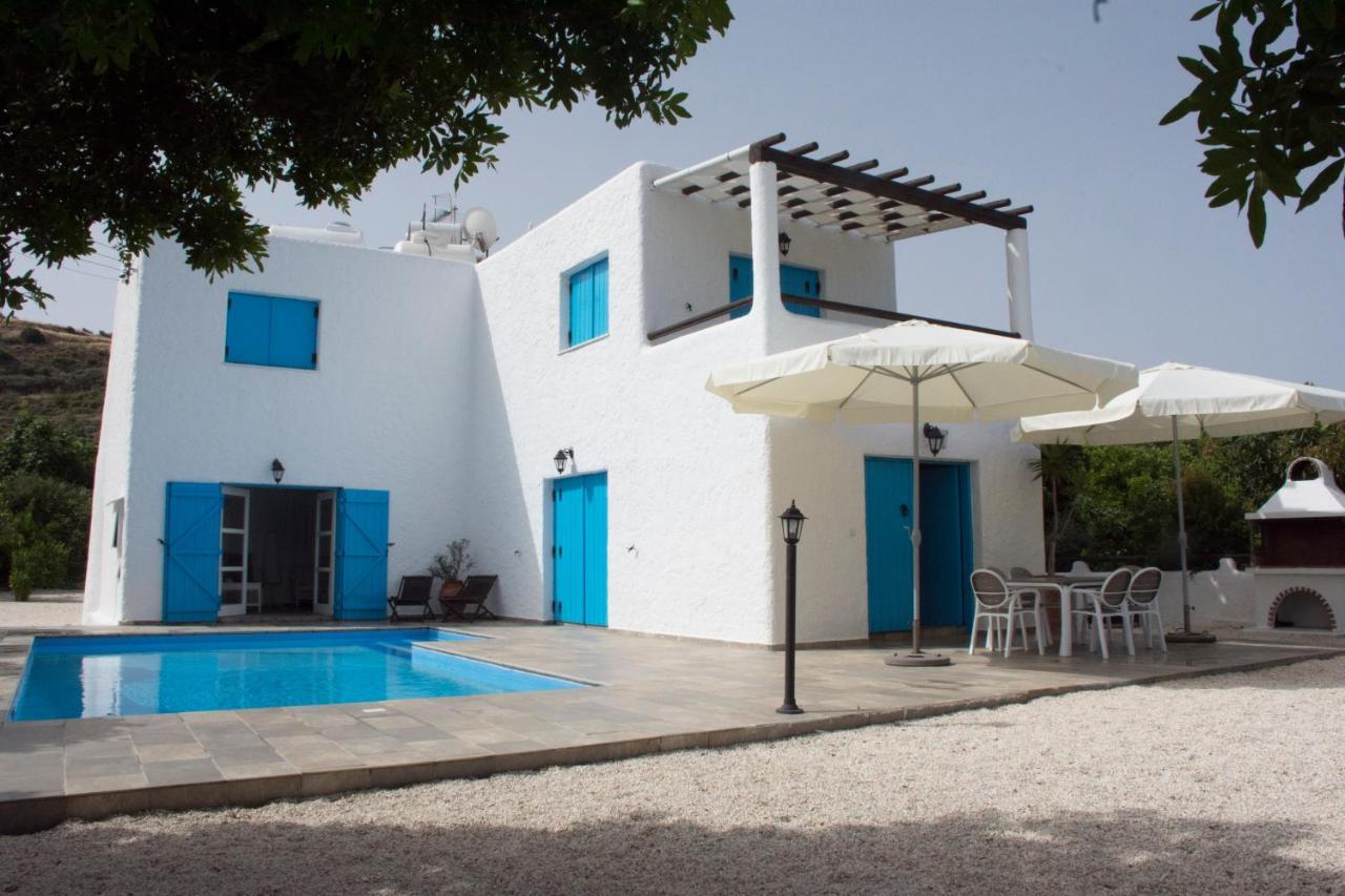 Votsalo Villa Pomos Ngoại thất bức ảnh