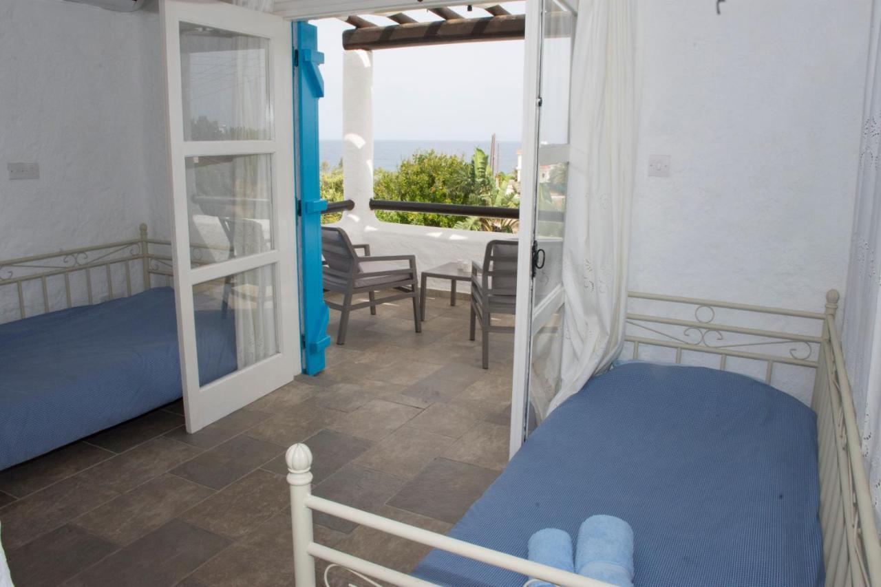 Votsalo Villa Pomos Ngoại thất bức ảnh